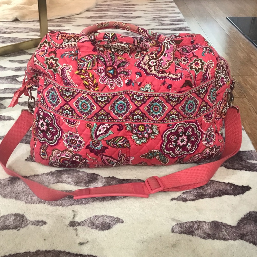 Vera Bradley weekend travel bag
